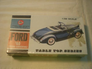 Kit 40 Ford " Cabrio" {Sigillato } - Foto 1 di 1