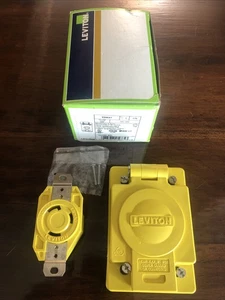 Leviton 69W47 30AMP 125V RECEPTACLE WITH WET GUARD IP66 COVER - Picture 1 of 13