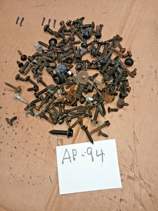 Vintage GM  SCREWS    MISC #AP-94 - Foto 1 di 2