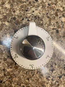 Vintage Frigidaire RM-65 Stove Timer Knob R-3129 - Picture 1 of 3