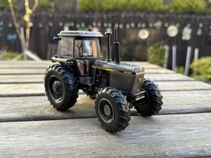 Britains John Deere 4450   Titanium Colour Conversion MODEL TRACTOR Traktor - Picture 1 of 7