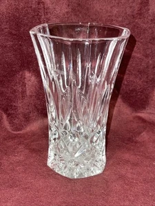 Vintage RCR Royal Crystal Rock 6-seitige Knospenvase 24 % Bleikristall 5" hoch Italien - Bild 1 von 4