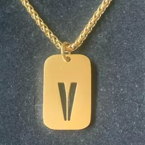 Pendant V Initial Letter Dog Tag 18k Gold Plated Stainless steel New - Picture 1 of 4