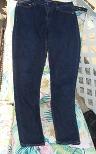 CALVIN KLEIN WOMENS DENIM SKINNY JEANS 30waist/32inseam - Picture 1 of 4