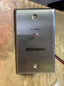 SIMPLEX 4098-9830 - Indicador de alarma LED remoto 1Z2241-G24 - Imagen 1 de 4