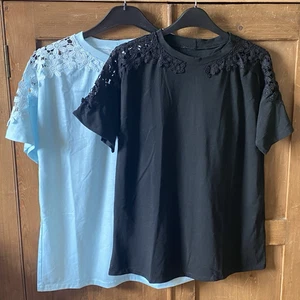 Broderie verziertes kurzärmliges Tee T-Shirt, 2 Oberteile Paket Gr. M UK 12 - 14 - Bild 1 von 9