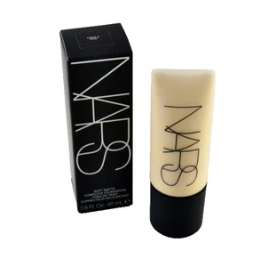 Nars Soft Matte Complete Foundation GOBI Light 3 - Size 45mL / 1.5 Oz. - Picture 1 of 1
