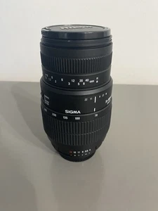 GOOD CONDITION - SIGMA 70-300mm F4- 5.6 DG Macro - Nikon F Mount w/ Caps - Picture 1 of 6