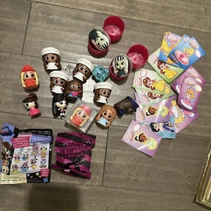 Barbie Fashems Squishy Mini Girl Spielzeug Disney Prinzessinnen Monster High Lot Sticker - Bild 1 von 4
