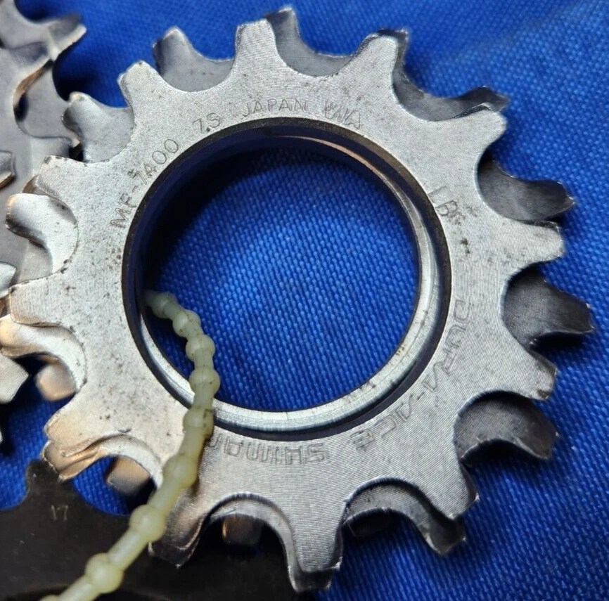 Shimano Dura Ace MF-7400 cog for freewheel 7s - Image 1 of 1
