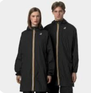 nie getragene schwarze Unisex K-Way lange Regenjacke mit Kapuze roter Besatz selten M 287 $ - Bild 1 von 7