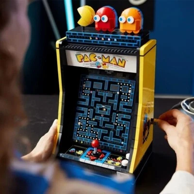 briques Pac-Man Arcade - 2651 pièces pour un retour nostalgique aux années 80 ! - Photo 1/4