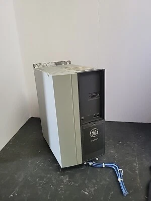 Unidad de velocidad ajustable General Electric 6KFP43007X9XXXA1 AF-600 FP™ 7,5 HP  Foto 1 de 4