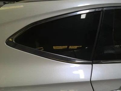 Fits 2022 2023 2024 ACURA MDX RH Passenger Quarter Glass Window w Chrome OEM - Image 1 of 4