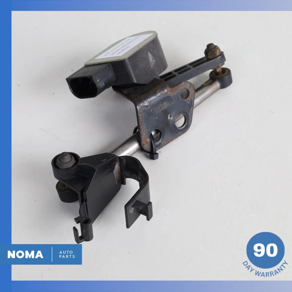 07-15 Jaguar X150 XK XFR Rear Right Passenger Side Height Sensor w/ Bracket OEM - Image 1 of 4