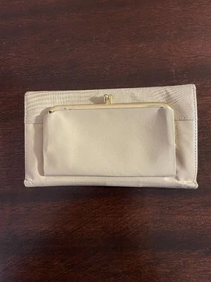 Cartera de Colección Princesa Gardner Piel de Cerdo Genuina con Cierre de Beso Monedero Foto 1 de 4