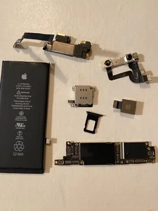 iphone XR 64gb Black Logic board part A1984 READ parts 15.5 - Picture 1 of 4
