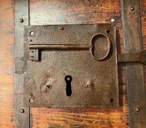 Serratura Chiave Antica Old Key Ancienne Clef Alte Schlüssel - Foto 1 di 3