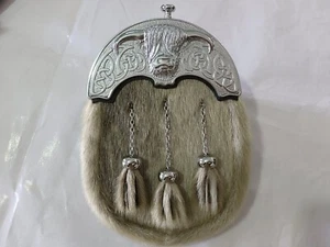 Scottish Full Dress Sporran Handcrafted with Fur, Celtic Stag Cantle and Tassels - Bild 1 von 3