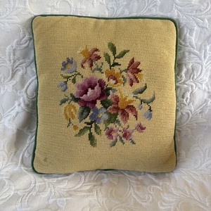 "Almohada de terciopelo con punta de aguja rosa té cabaña floral de colección 12""" - Imagen 1 de 11