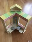 Calico Critters Waffle Crepe House stand only Sylvanian Families retired rare