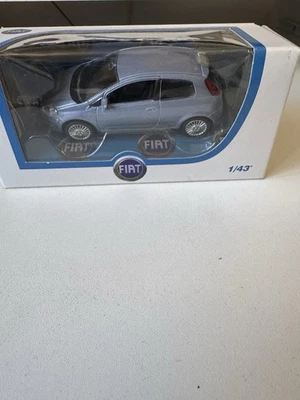Fiat Nuova Punto 1/43 par Norev - Immagine 1 di 3