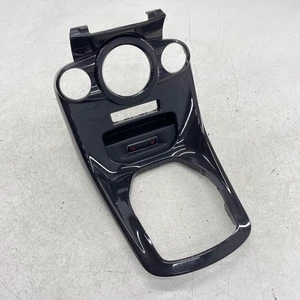 FORD FIESTA MK7 TABLERO MOLDURA ENVOLVENTE NEGRO C1BB-18D422-FBW TABLERO CENTRO 08-12 - Imagen 1 de 12