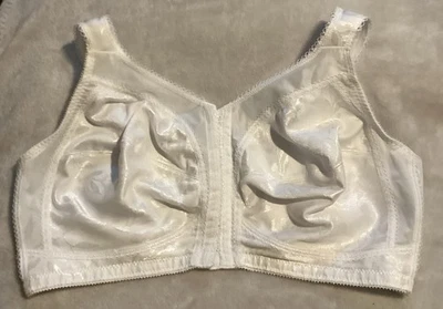 playtex 18 hour bra 4695 Full Coverage Unlined Wireless Front Close 42DD + GIFT - Image 1 of 4