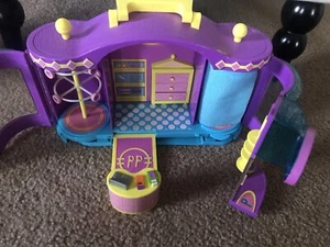 Polly Pocket 1999 Vintage Mattel Polly Fashion Boutique Play Kids Vintage - Picture 1 of 3