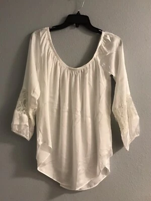 Ambiance Campesino Top Satinado Blanco Manga Encaje 3/4 ¡Nuevo sin Etiquetas! Foto 1 de 4