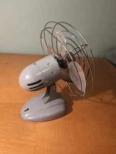 Small Vintage Manning Bowman Fan Model 085002 $18 - Picture 1 of 4