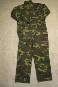 Vintage Game Winner Coveralls Men Extra Large Green Woodland Camo Hunting Zip Up - Picture 1 of 10