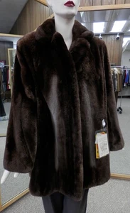 BRANDNEU AUTHENTISCH VINTAGE geschoren Biberfell 32" Mantel-Größe 8-10 - Bild 1 von 6