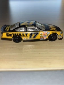 Hot Wheels Die Cast 1999 Ford Taurus Dewalt #17 NASCAR - Picture 1 of 4