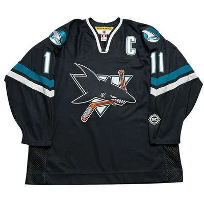 San Jose Sharks Owen Nolan #11 x Koho Men's Hockey Jersey Black • 2XL Vintage - Image 1 of 4