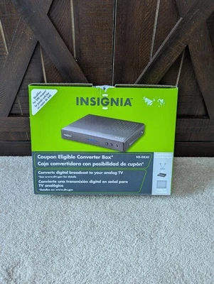 Caja convertidor de TV digital a analógica Insignia: modelo NS-DXA1, control remoto - probado Foto 1 de 4