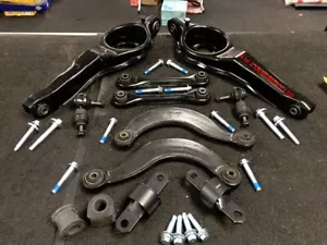 FORD FOCUS MK2 EJE TRASERO WISHBONE KIT DE BRAZO EJE ARBUSTO ANTIRROLLO BARRA KIT DE BUSH - Imagen 1 de 1