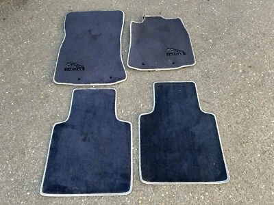 JUEGO DE ALFOMBRAS ALFOMBRILLAS ORIGINALES OEM JAGUAR XJ XJL COMPLETO 2009-2018 AZUL/MARFIL Foto 1 de 4