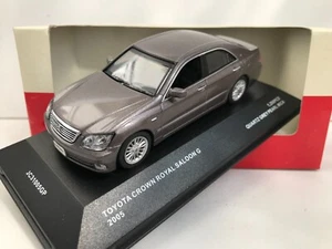 TOYOTA CROWN 2005 Royal Saloon J-Col 1:43 - Picture 1 of 3