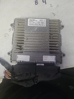 KIA SORENTO 2014 2015 2,4 L AWD motor módulo de computadora ecu ecm 39113-2 GBL0 OEM Foto 1 de 3