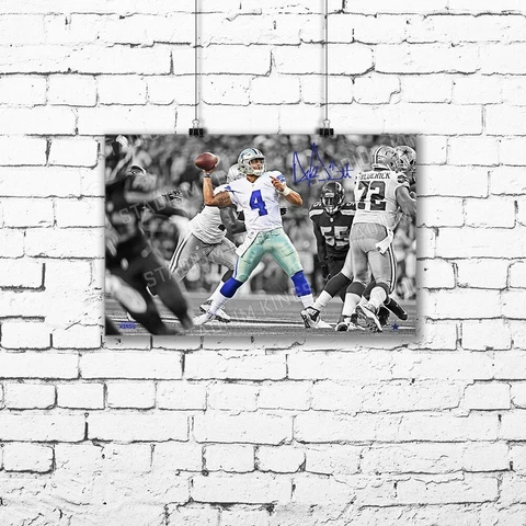 Facsimile Autograph Dallas Cowboys Dak Prescott 17 x 11 Spotlight Photograph Cover