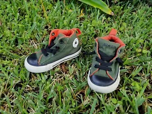Converse Toddler Boys SZ 5 Slip-On Chuck Taylor’s Army Green Orange Stretch Lace - Picture 1 of 4