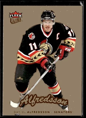 2006-07 Ultra #137 Daniel Alfredsson Gold Medallion - Image 1 of 2