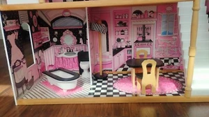 Doll house Kid Kraft 1968 wood 3 floors with furniture and accessories, H 1.55m - Picture 1 of 5