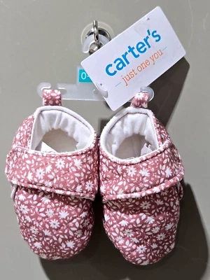 Carter's Baby девочек розовый цветочный выстеганные неструктурированные тапочки -- 0-3 месяцев - Изображение 1 из 4