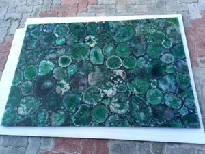 Green Agate Table Top Natural Stone Elegance for Home Decor Handmade Unique Arts - Picture 1 of 5