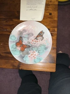 Monarch Butterflies Collectors Plate From W.S. George Pottery Company - Picture 1 of 8