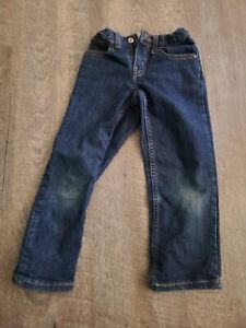 Boy's size 5 Reg., ARIZONA JEAN CO.  Jeans BLUE.