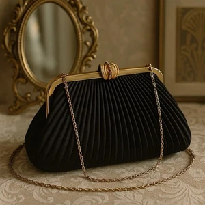 π€ VINTAGE 1980s- Carlo Australia Pleated Satin Evening Bag w/ Rhinestone Clasp - Picture 1 of 15