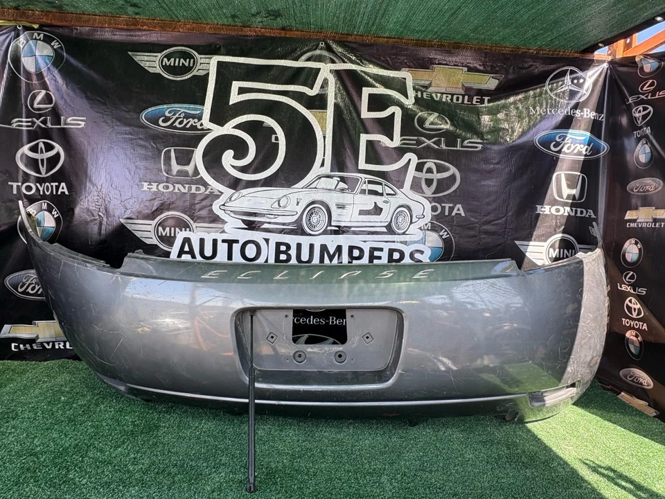 Cubierta de parachoques trasero OEM 2006-2008 Mitsubishi Eclipse 6410A771 Foto 1 de 4